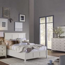 White Bedroom Set 5 Piece King Bedroom Set ! King Size Bed Frame, Dresser, Mirror And Night Stands ! Free Delivery