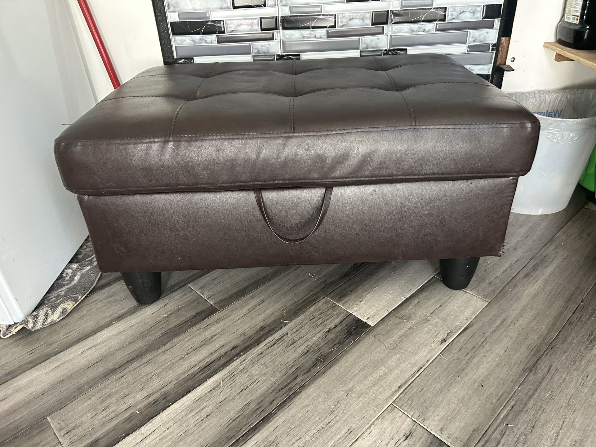 Ottoman Storage Seat