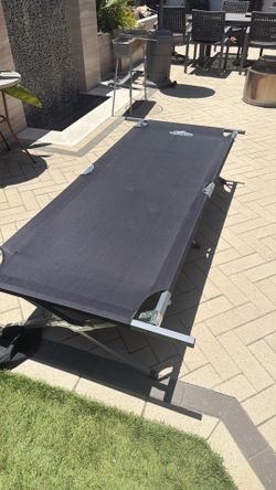 Cascade Camping Cot Like New