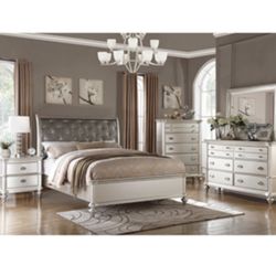 Beautiful Contemporary King size Complete Bedroom Set. Mattress Sold Separately 