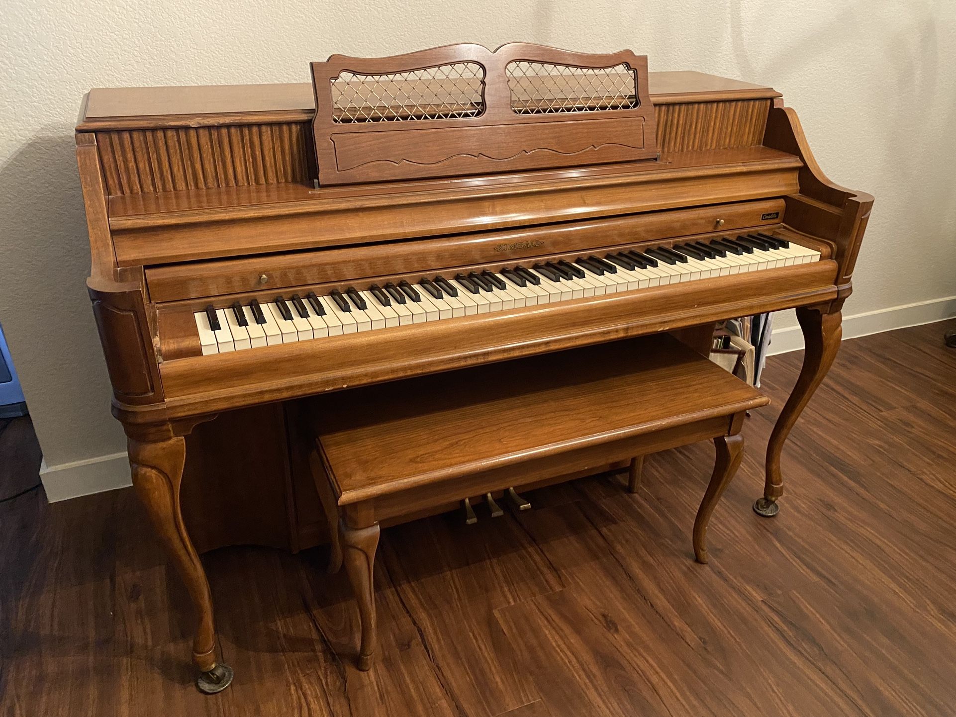 60’s Vintage Kimball Consolette Pecan Piano