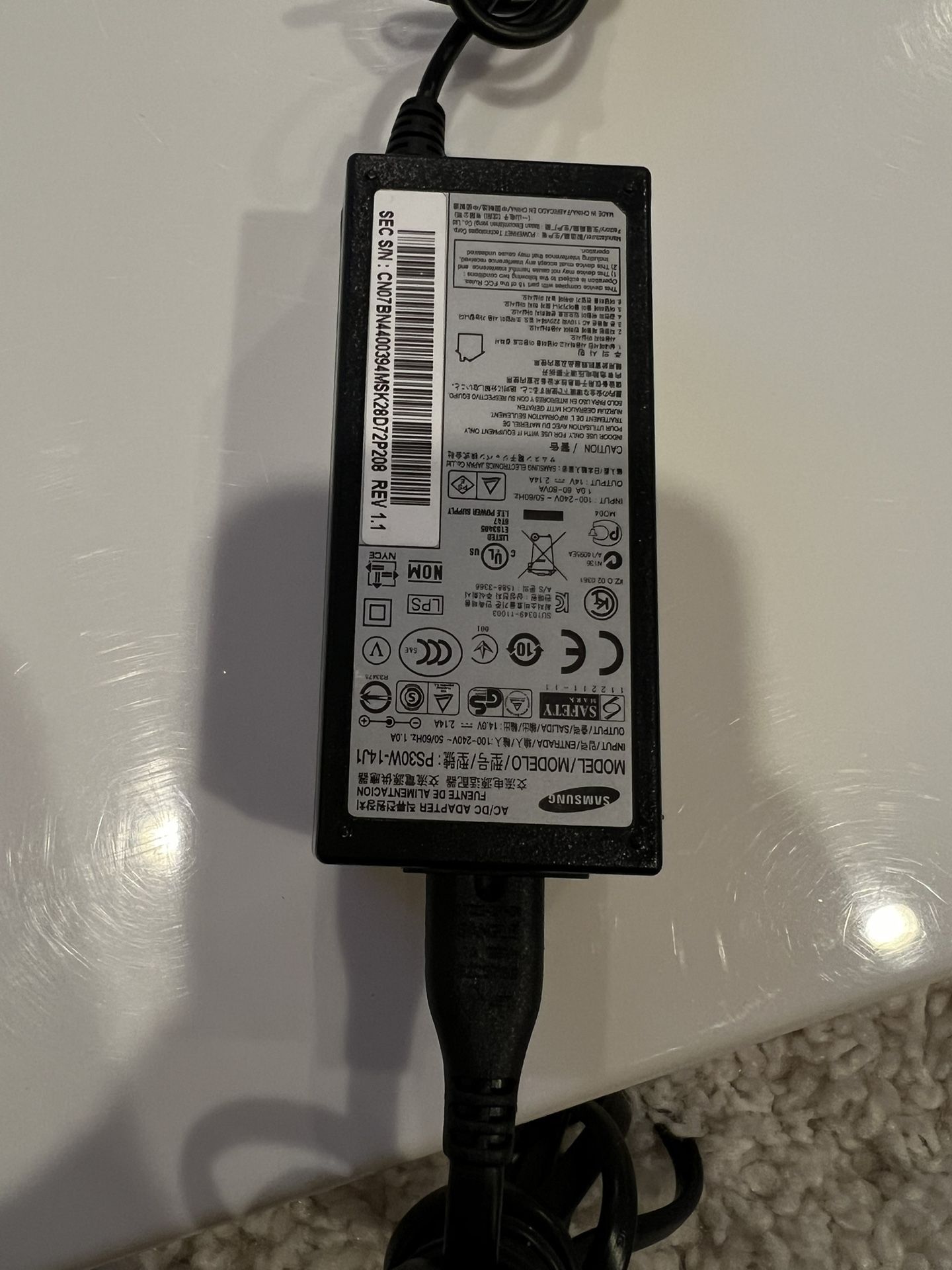 Genuine AC/DC Adapter P/N PS30W-14J1 30W 14V for Samsung LCD Monitors