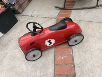 New Schwartz Ride On Roadster Car