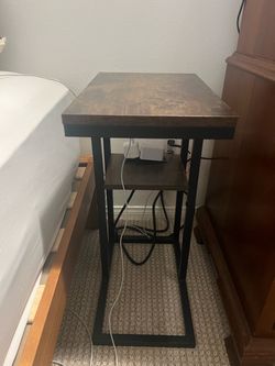 Small side desk for bedroom