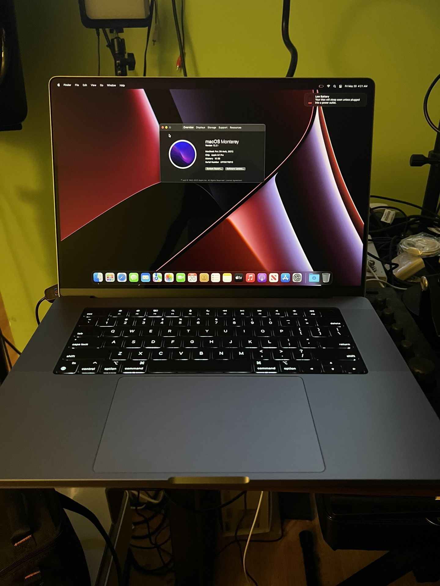 BRAND NEW 2021 MacBook Pro 16 GB M1 Chip