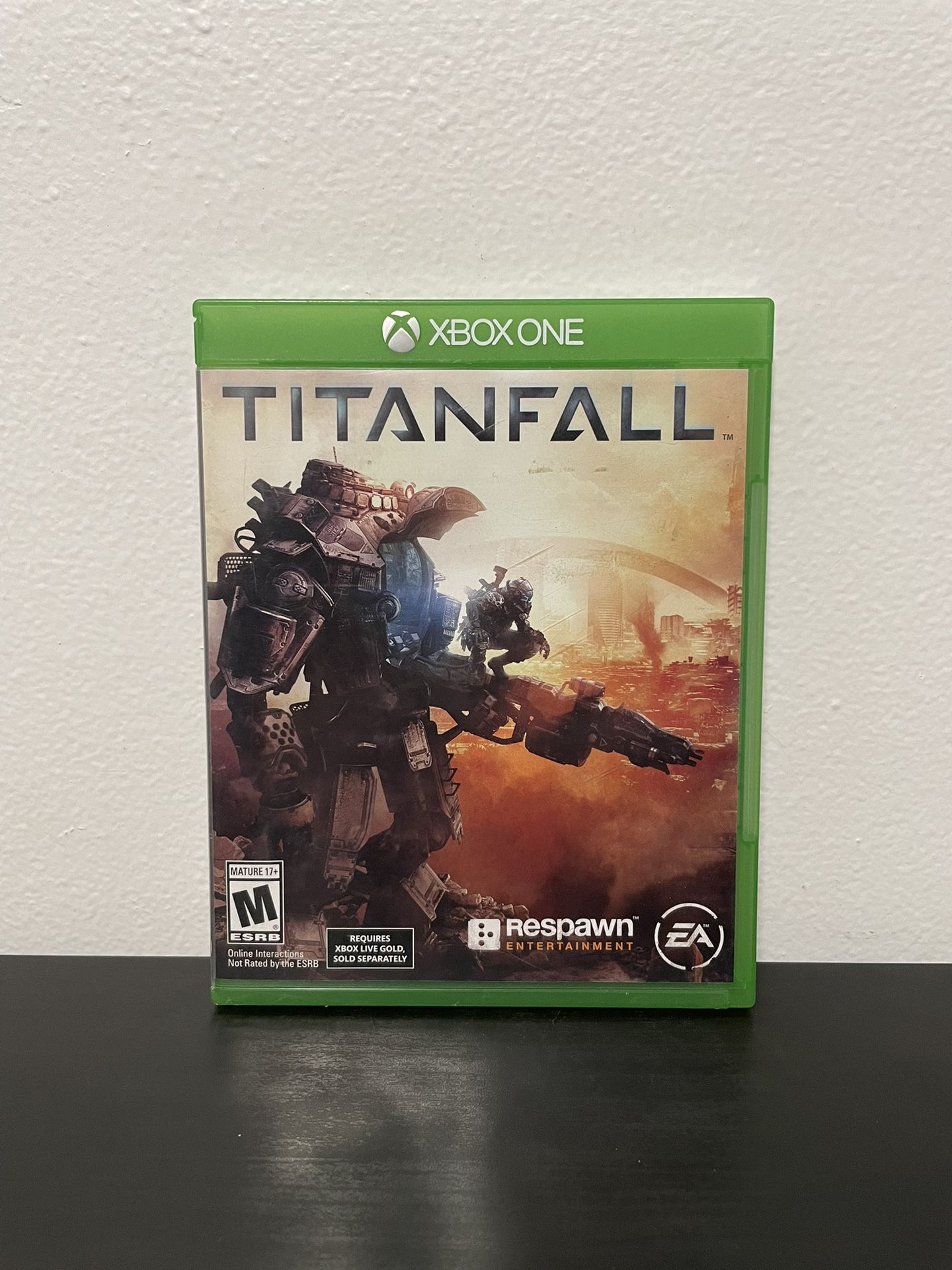 Titanfall Xbox One CIB Video Game Microsoft 2014