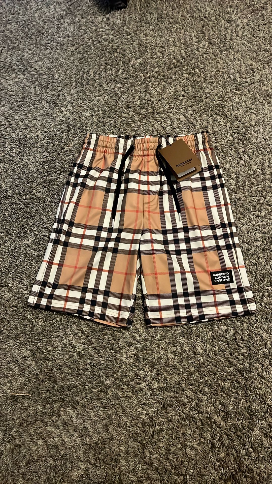 Burberry Shorts Size Medium