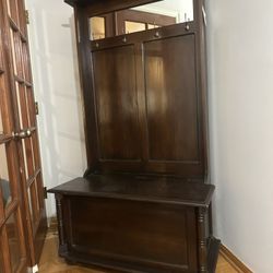 Beautiful Hall Tree coat rack with storage