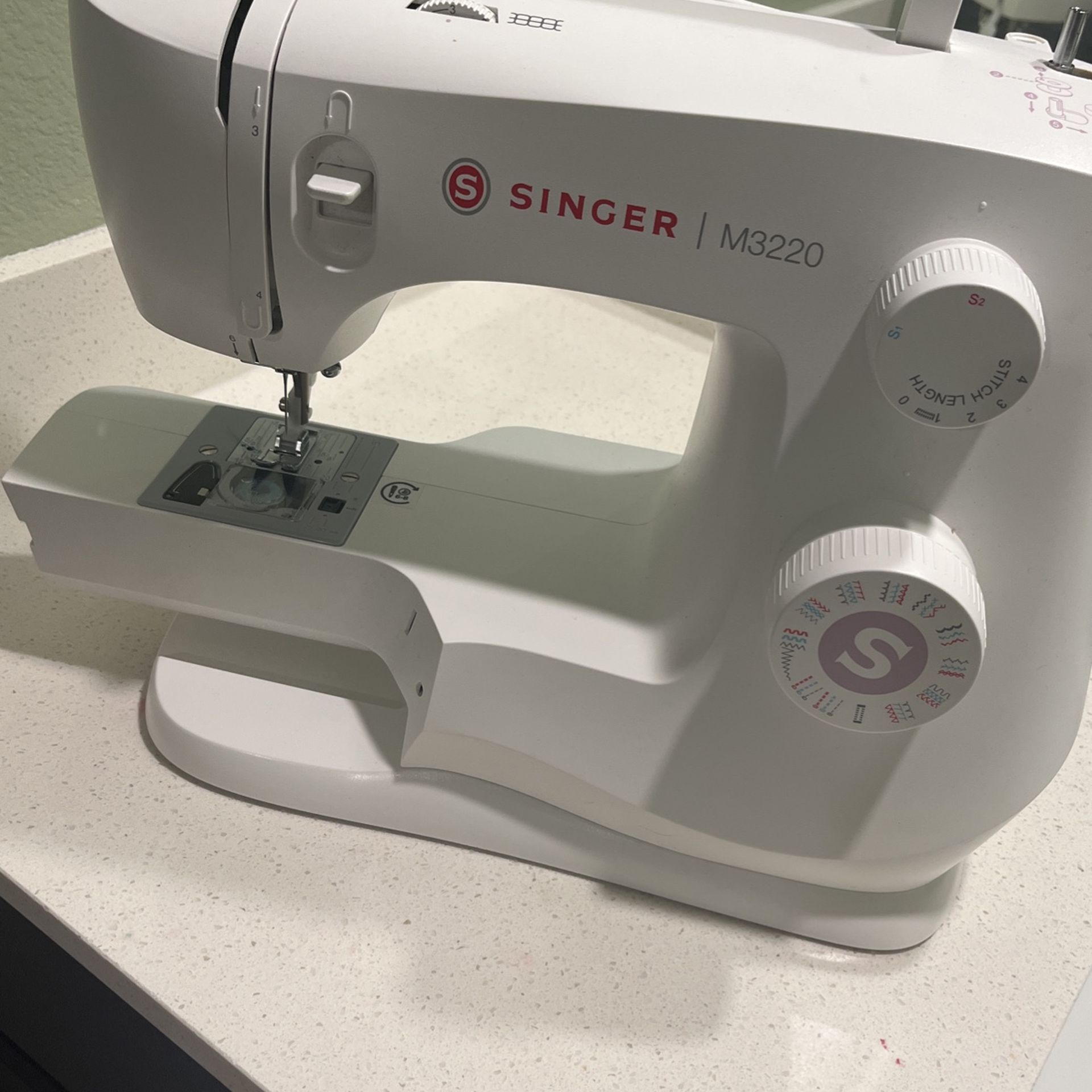 Sewing Machine And Sewing Kit for Sale in Dundee, FL OfferUp