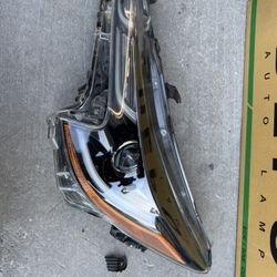 Toyota Corolla Left  Headlight 2020 2022 
