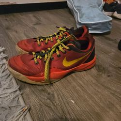 size 10 .5 kobe make offer
