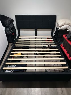 Amazon Queen Bed Frame with 4 Storage Drawers
