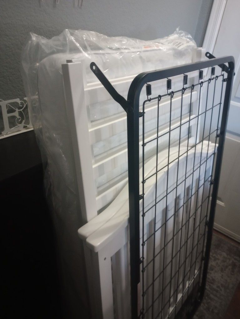 Baby Crib With Mattress