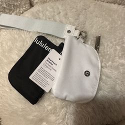 Lululemon Dual Keychain 