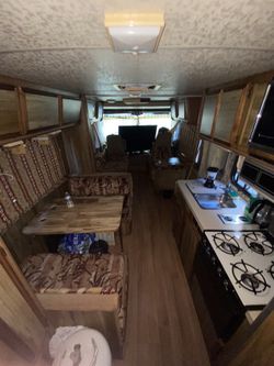 1984 Pace Arrow Chevy Engine