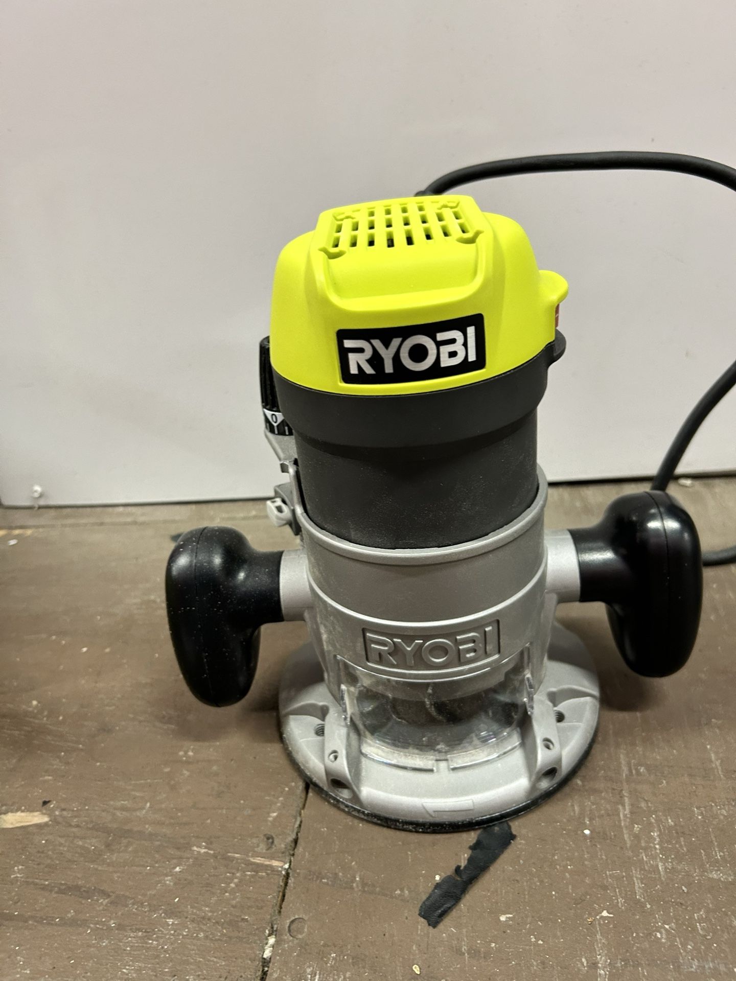 RYOBI Fixed base Router - Only Used Once