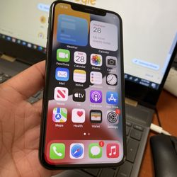 IPHONE X UNLOCKED
