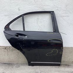 2008-2014 MERCEDES C CLASS C250 C300 C350 REAR RIGHT DOOR OEM USED