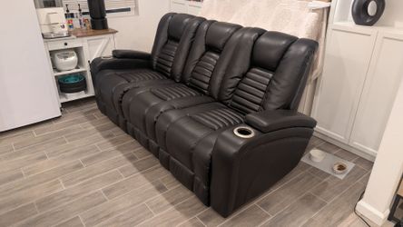 Reclining Electric AWESOME couch with table and charging
