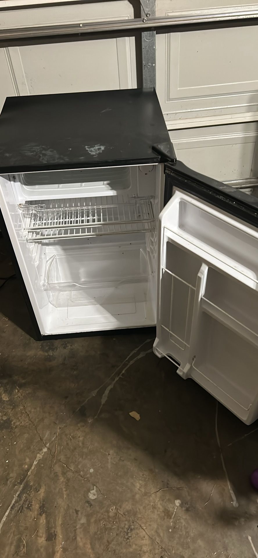 Mini Refrigerator 