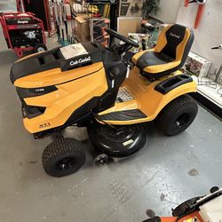 Cub Cadet Riding Mower 