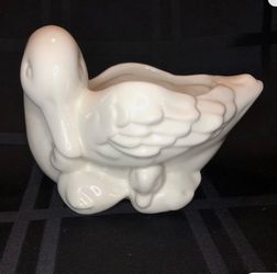 Vintage Avon Duck w/Chicks dish