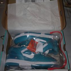 Supreme x Nike SB AF2 Low DS Color Emerald with receipt. Sorry no trades please.