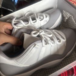 Jordan 11 Cement Grey Low