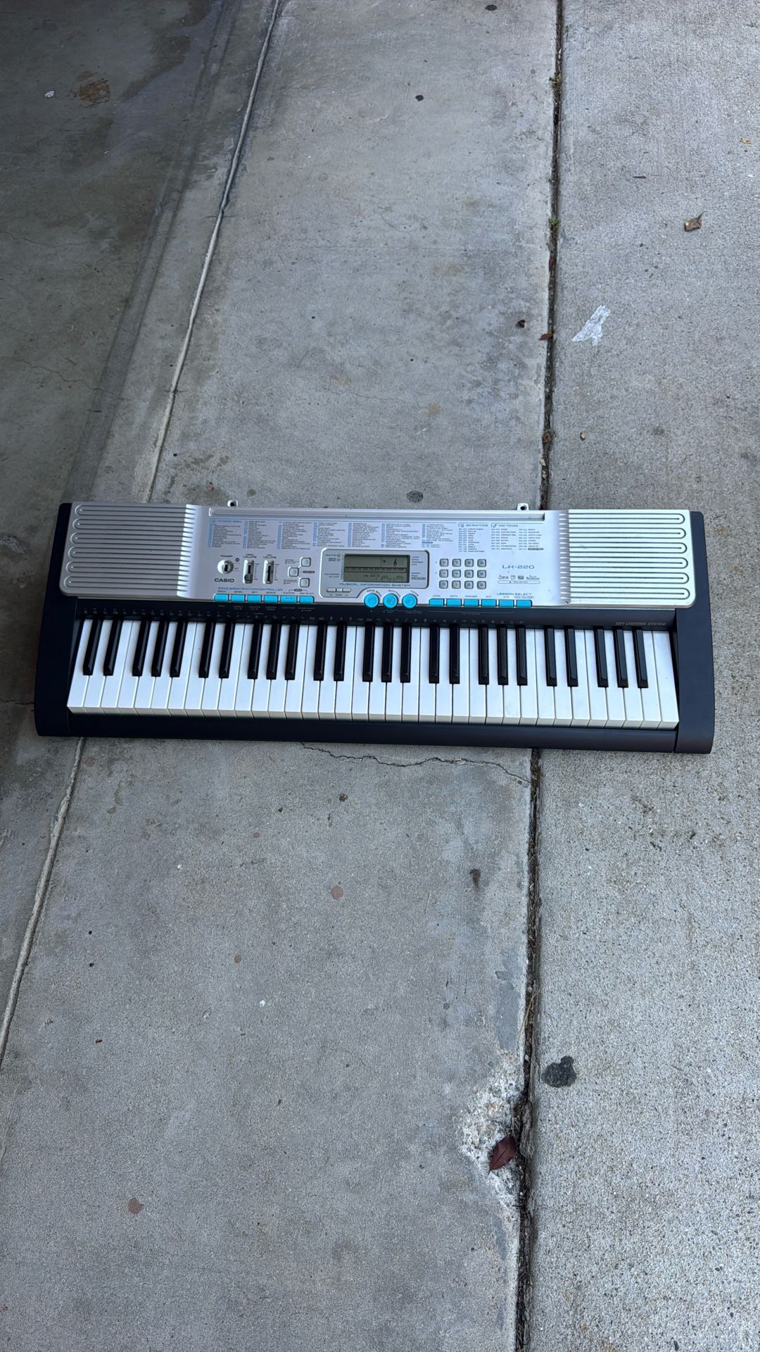 Casio LK-220 Lighted Keyboard