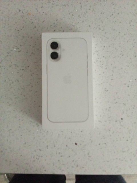 Brand New I Phone 16 128gb