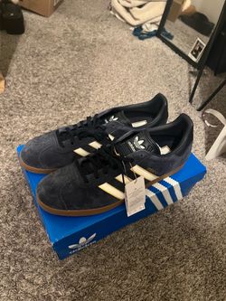 JUVENTUS ADIDAS SAMBA *BRAND NEW*