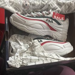 fila  shoes  size 13.5 kids