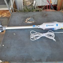 Vacmaster Stick Electric Vacuum Cleaner. (Clean)