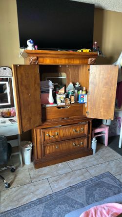 Armoire