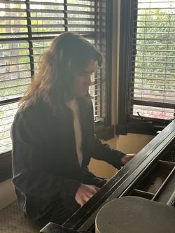 Piano/keyboard lessons