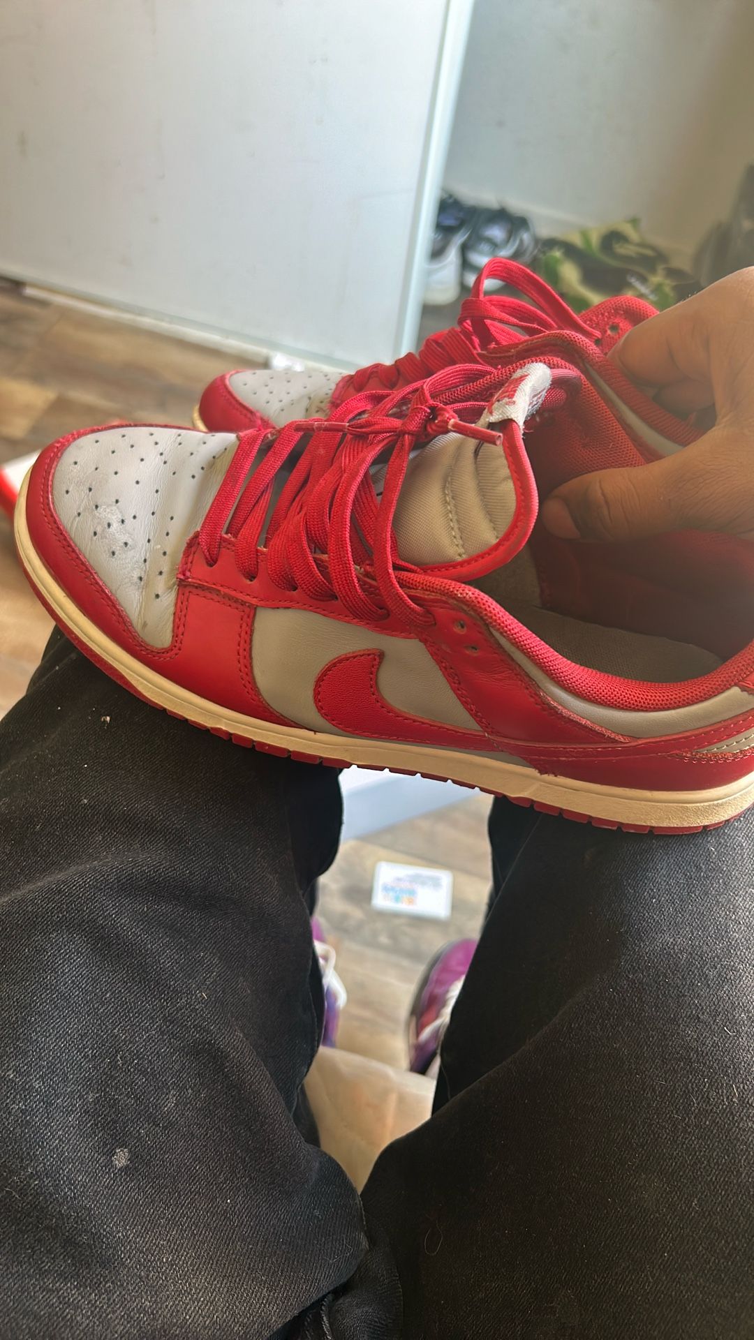 size 8.5 dunks