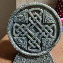 Celtic cross candle