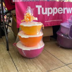 Tupperware 
