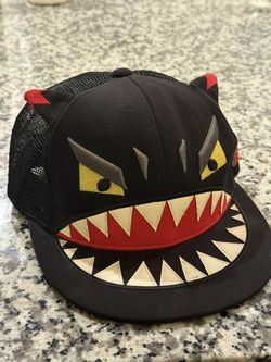 Hat’s on El Stinko monster face snapback mesh Kids Hat