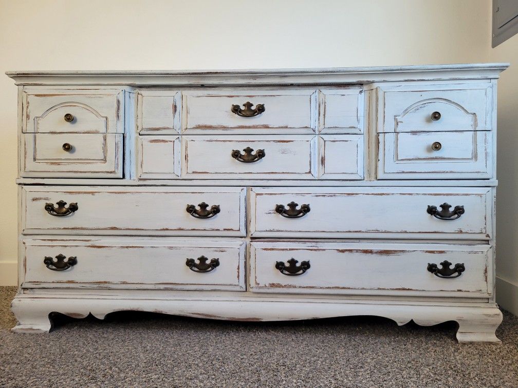 Vintage Birch 10 Drawer Dresser