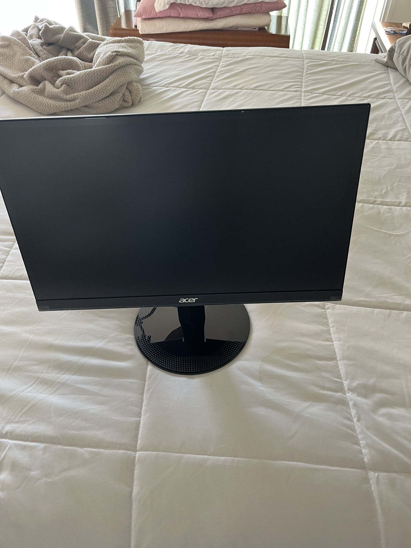 21” Computer Monitor