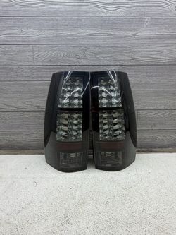 2007-2014 Chevy Tahoe LED Tail Lights AFTERMARKET USED