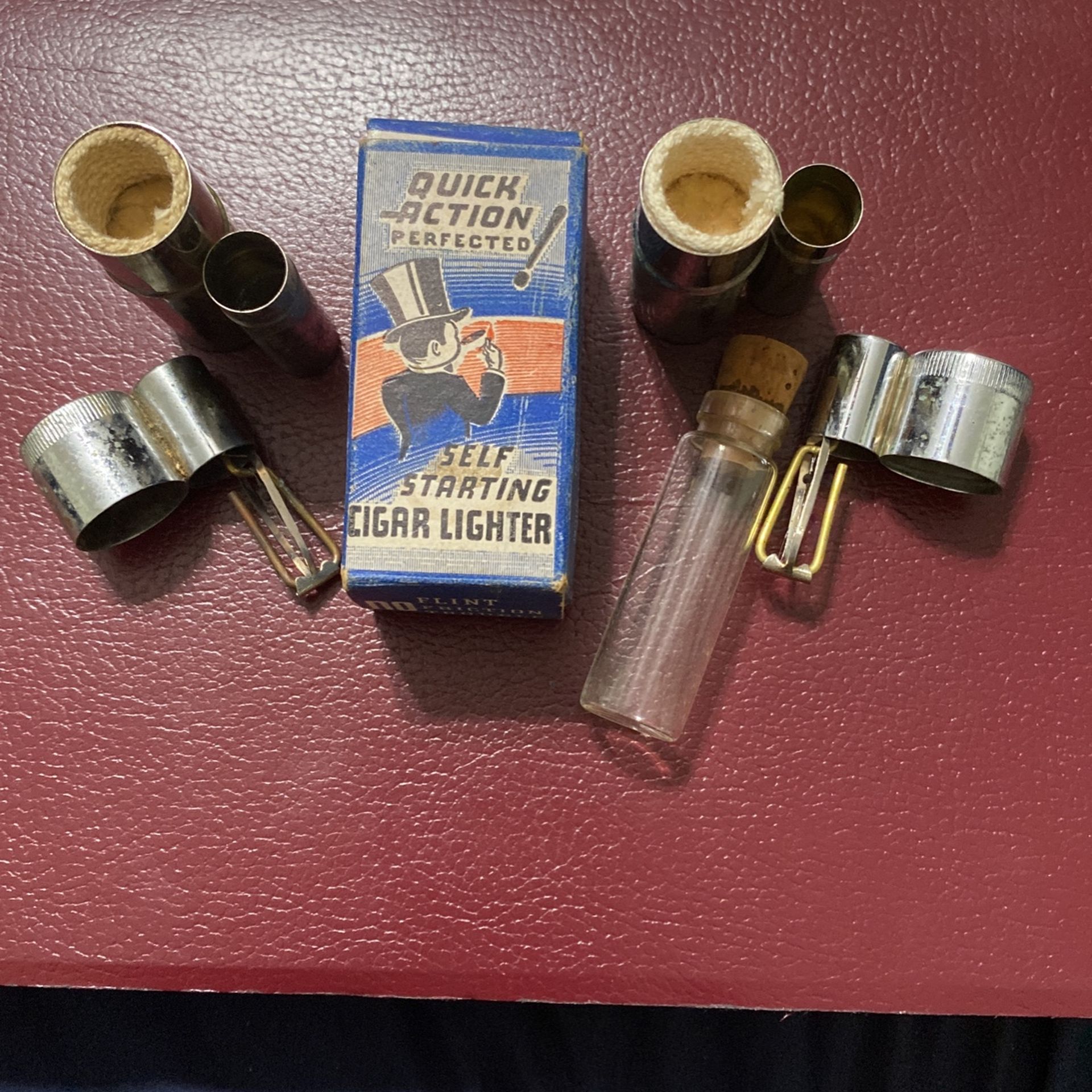 Rare Vtg. New Method Co., Quick Action Perfected, Self Starting Lighter.