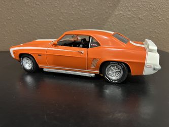 DIECAST COLLECTION 1/18