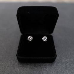 2.17ct lab grown diamond stud earrings