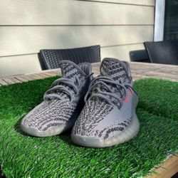 Yeezy 350 Beluga V2