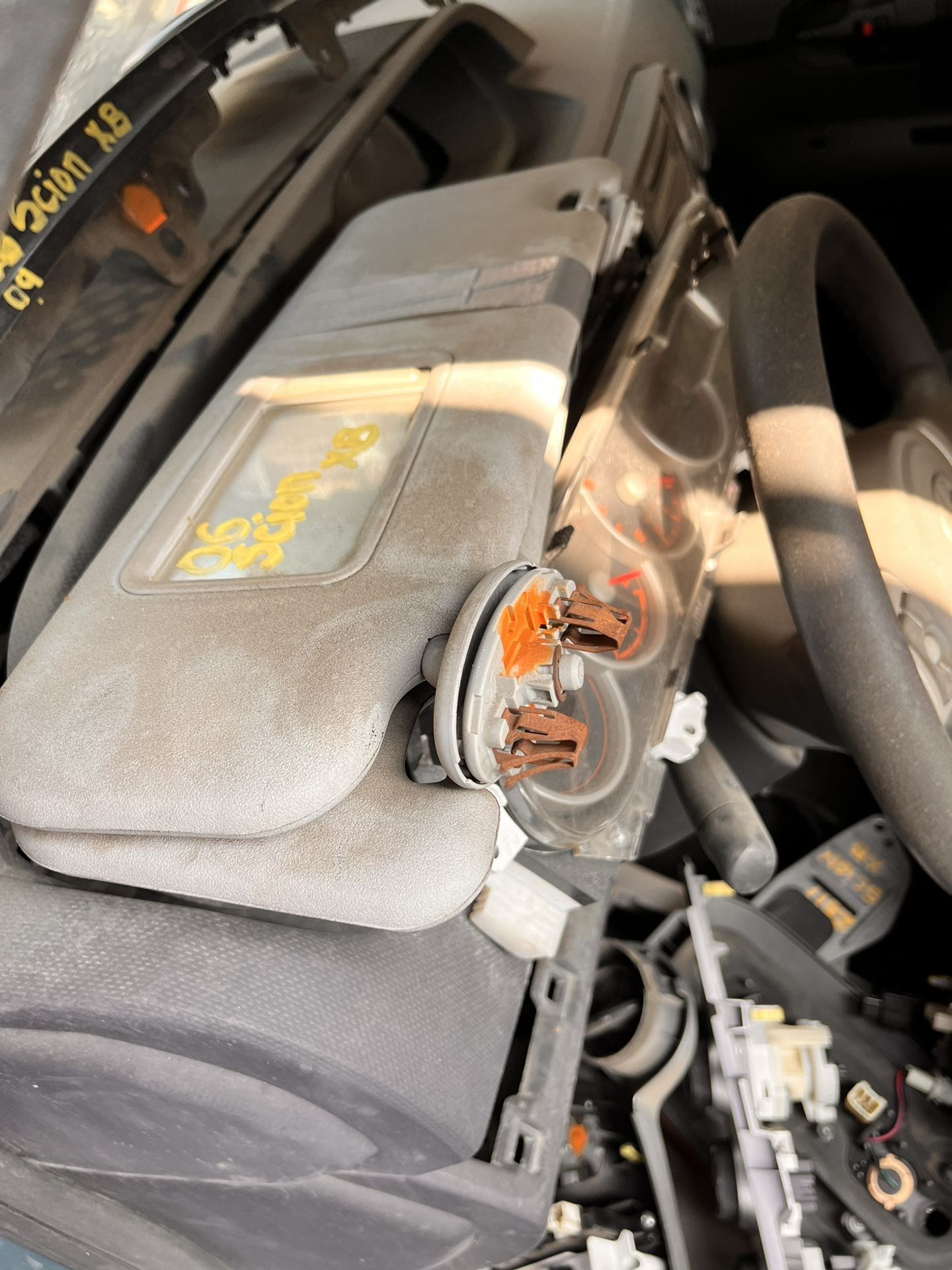 Sun Visors For 2006 Scion Xb