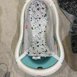 Fisher Price - Grow-with-me 4-in-one