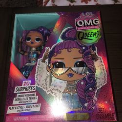 LOL Surprise OMG Queens Runway Diva Fashion Doll with 20 Surprises New Package.Brand NEW in BOX!!