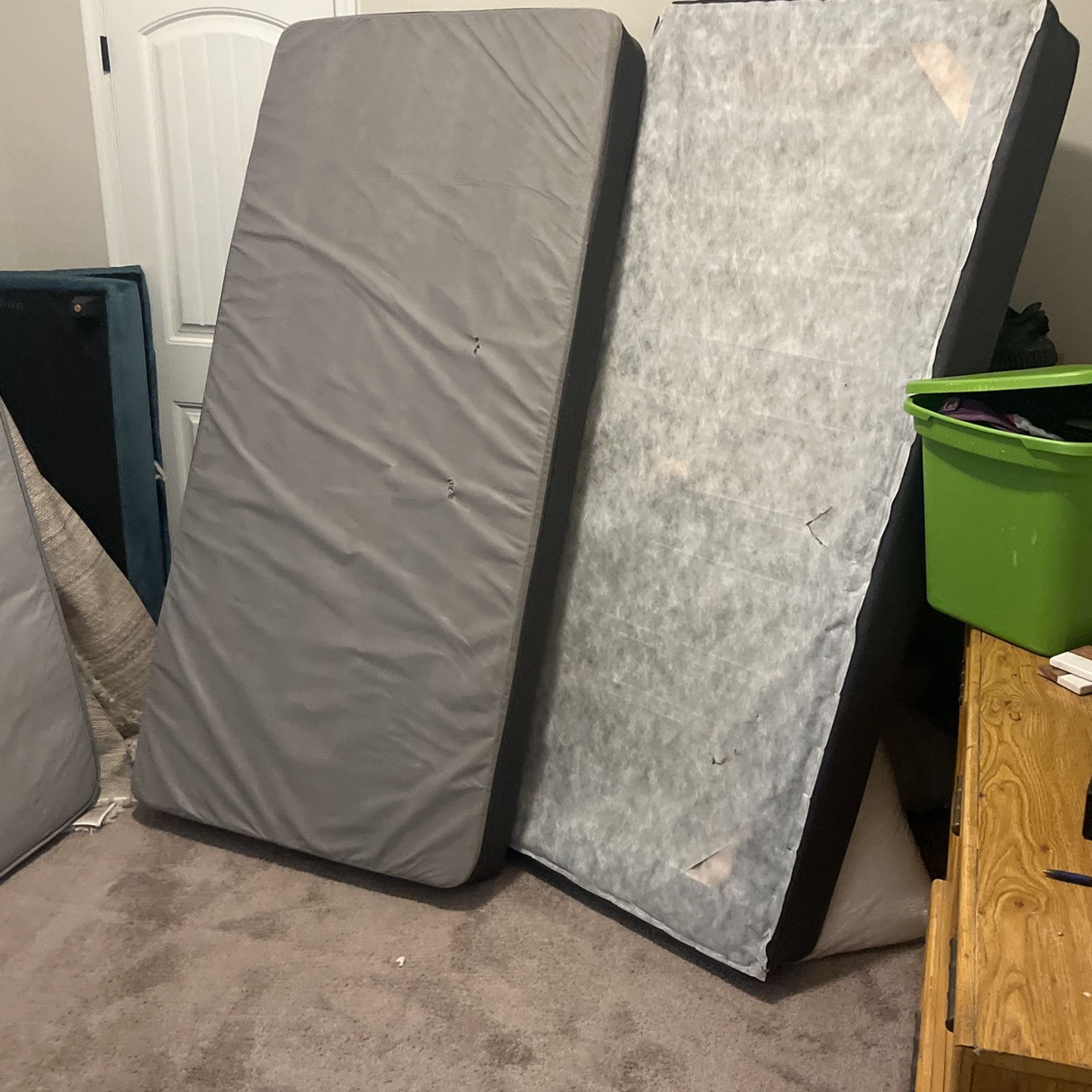 Two Twin Box Springs For King Sized Bed